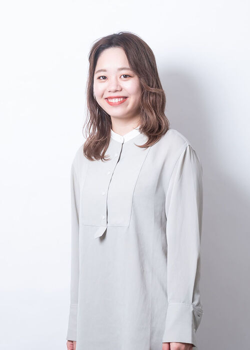 STYLIST  信夫 麻由乃 MAYUNO SHINOBU