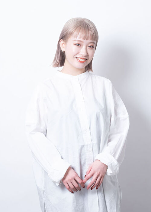 ASSISTANT  服部 裟子 SAKO HATTORI