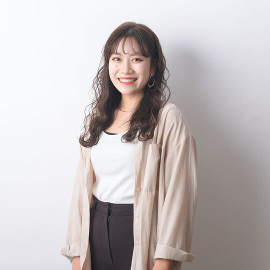 STYLIST 佐藤 歩花 AYUKA SATO