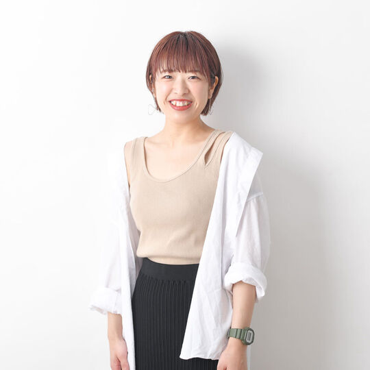 STYLIST 渡辺 聖 HIJIRI WATANABE